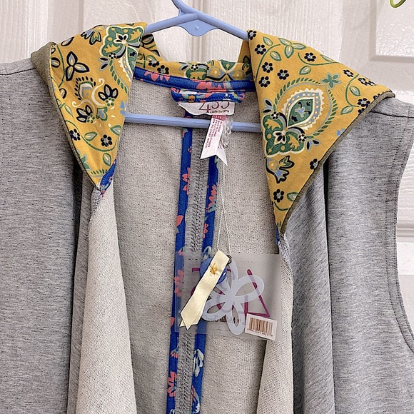 NWT Matilda Jane Heather Grey Open Vest with Hood - Picture 5 of 7